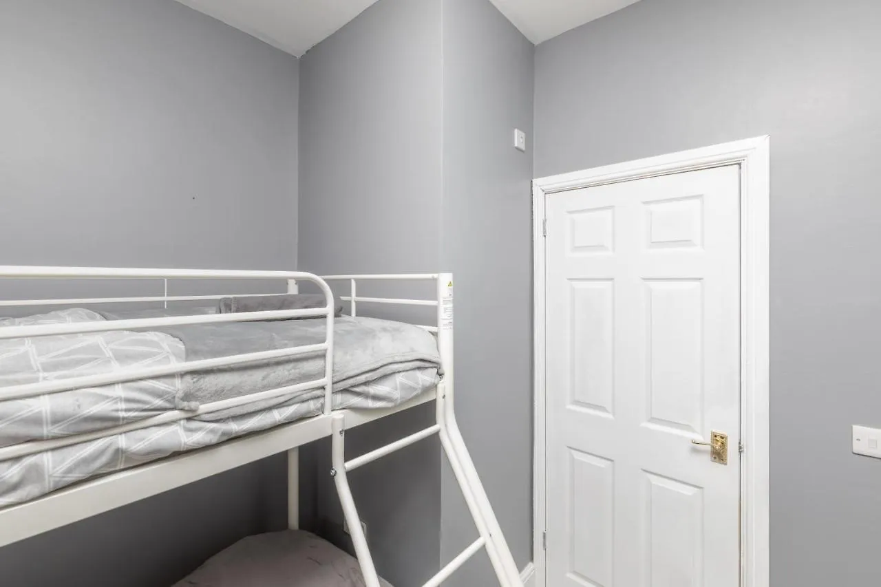 Stockton Town Centre Studio Apartments Free Parking And Wi-Fi